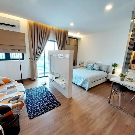 Symphony Tower Studio # 4 With Balcony Apartman Cheras Kültér fotó